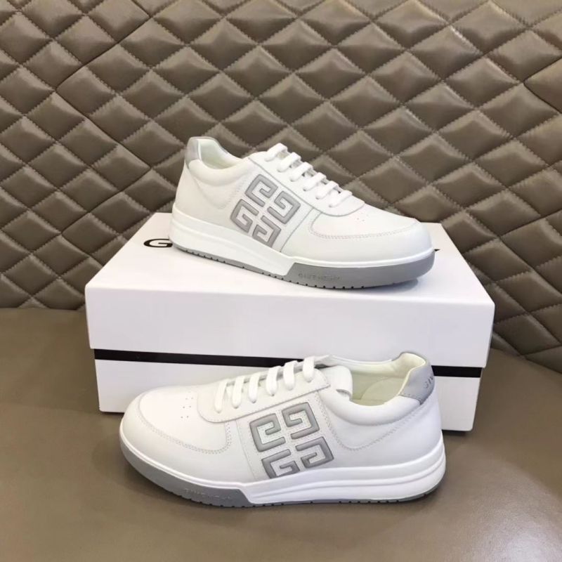 Givenchy Sneakers